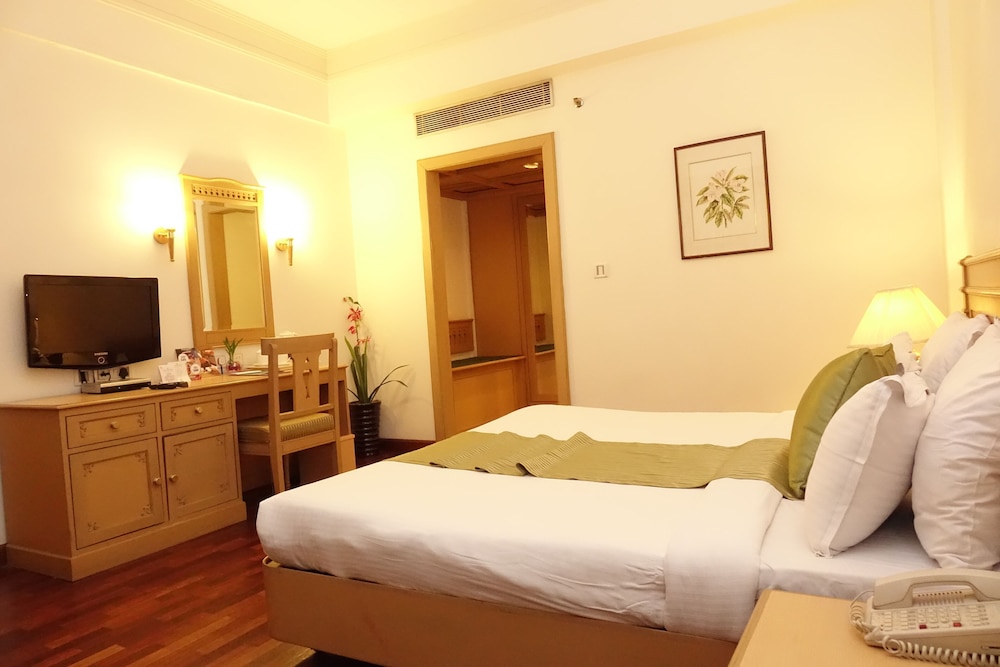 Abad Plaza 32/69