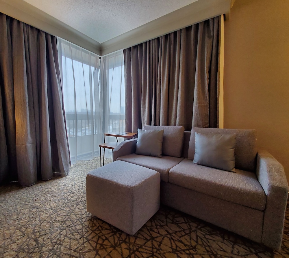 Crowne Plaza Toronto – North York 31/70