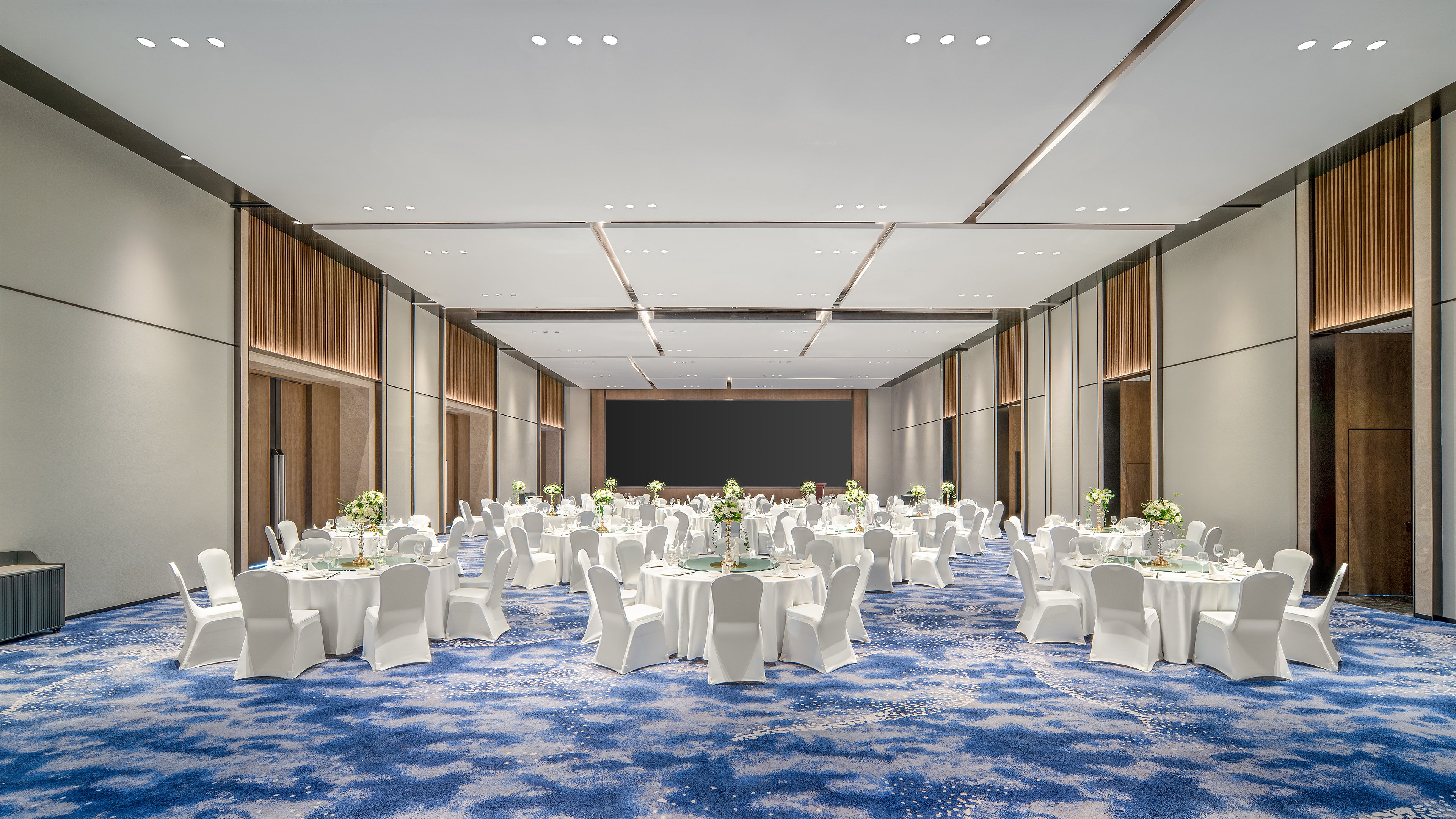 Holiday Inn Wuhan Houguan Lake by IHG 40/50