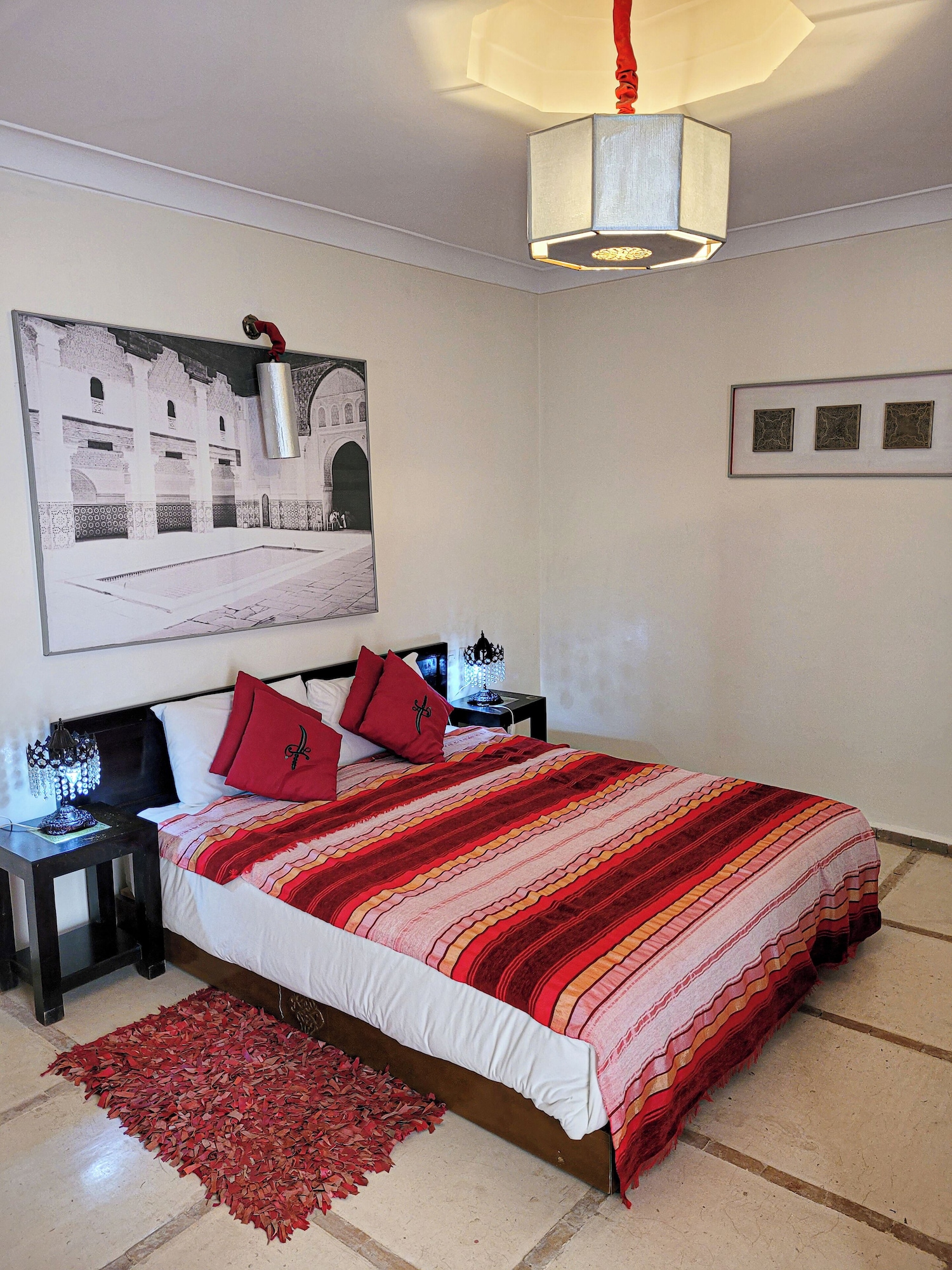 ROOM, TRIPLE, COURTYARD VIEW