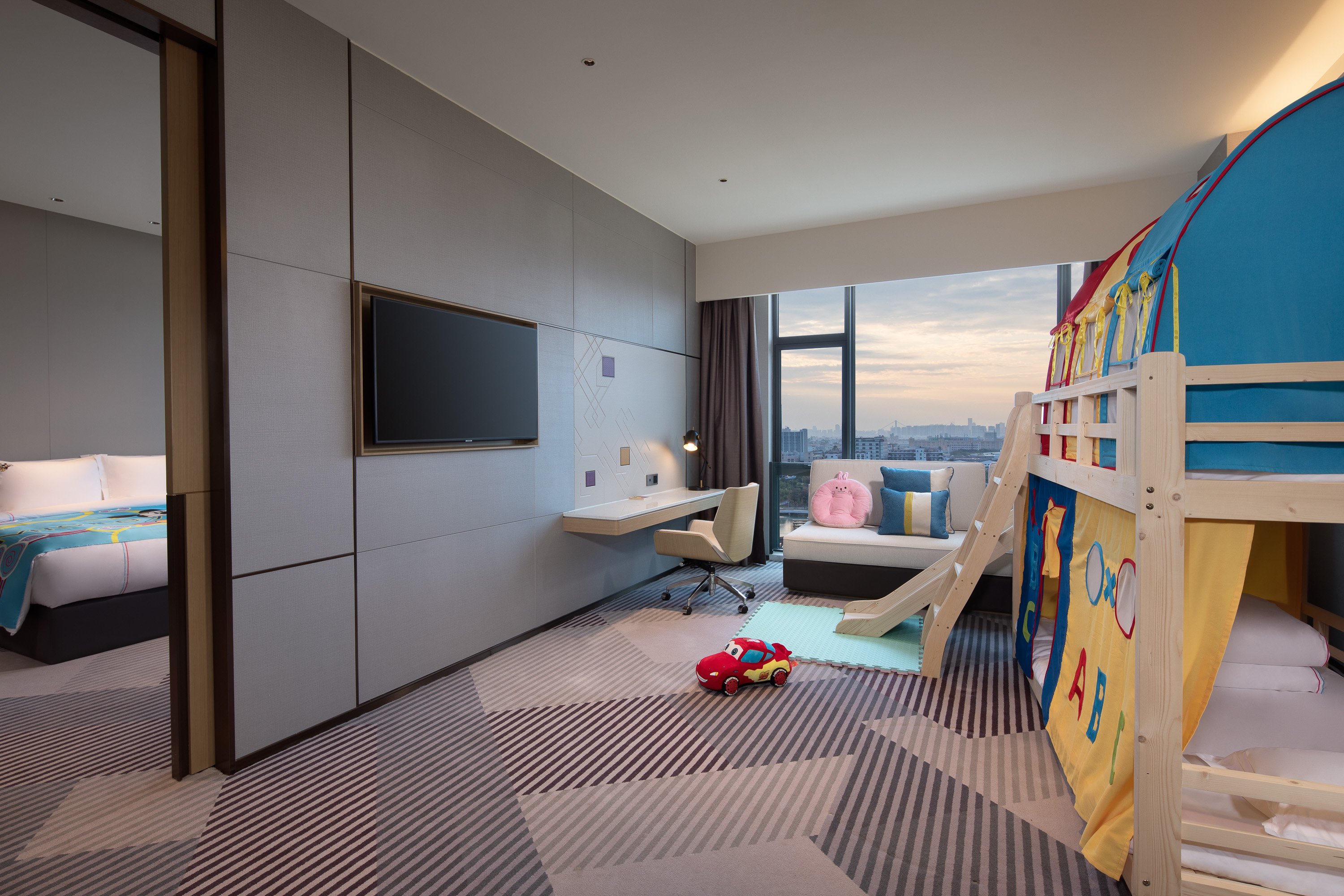 Crowne Plaza Foshan Nanhai 43/50