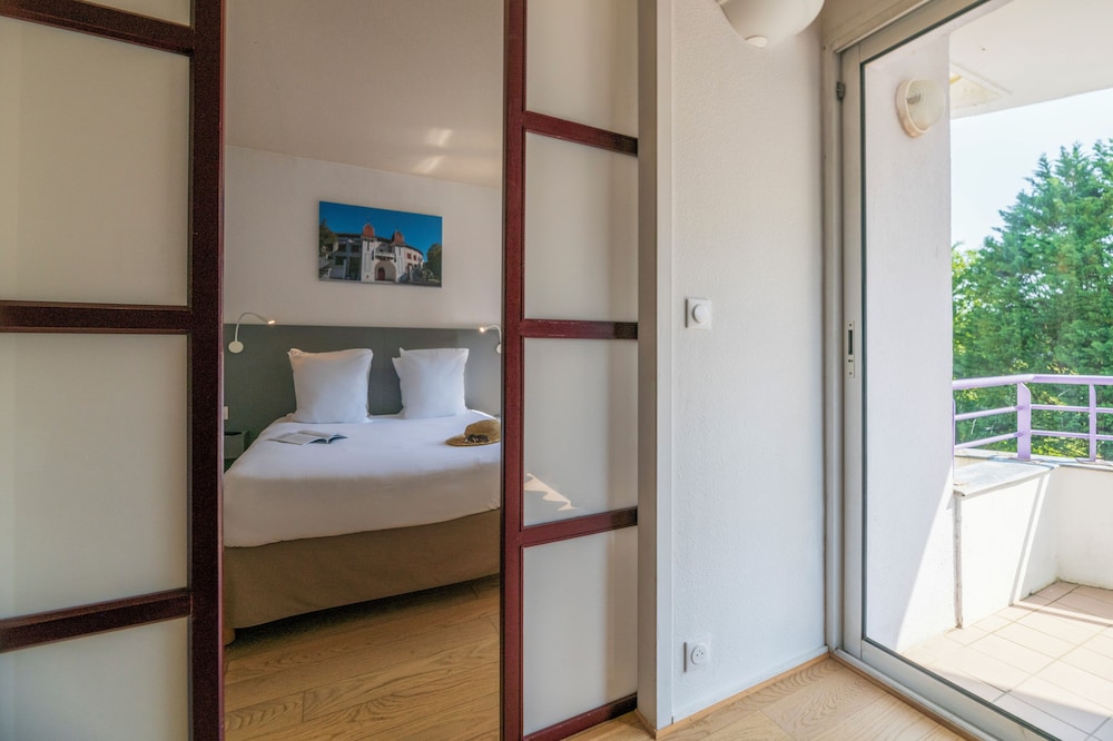 RESIDENCE LES JARDINS DU LAC CERISE HOTELS AND RESIDENCES 7/50