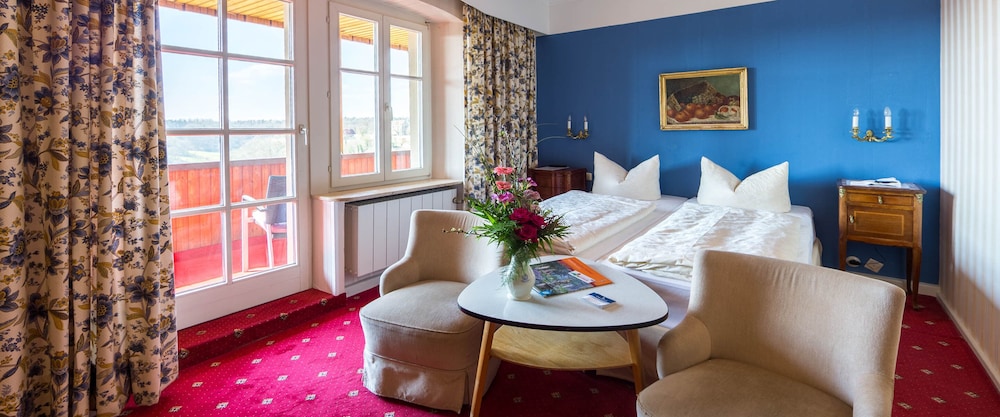 Hotel Goldener Hirsch 36/50
