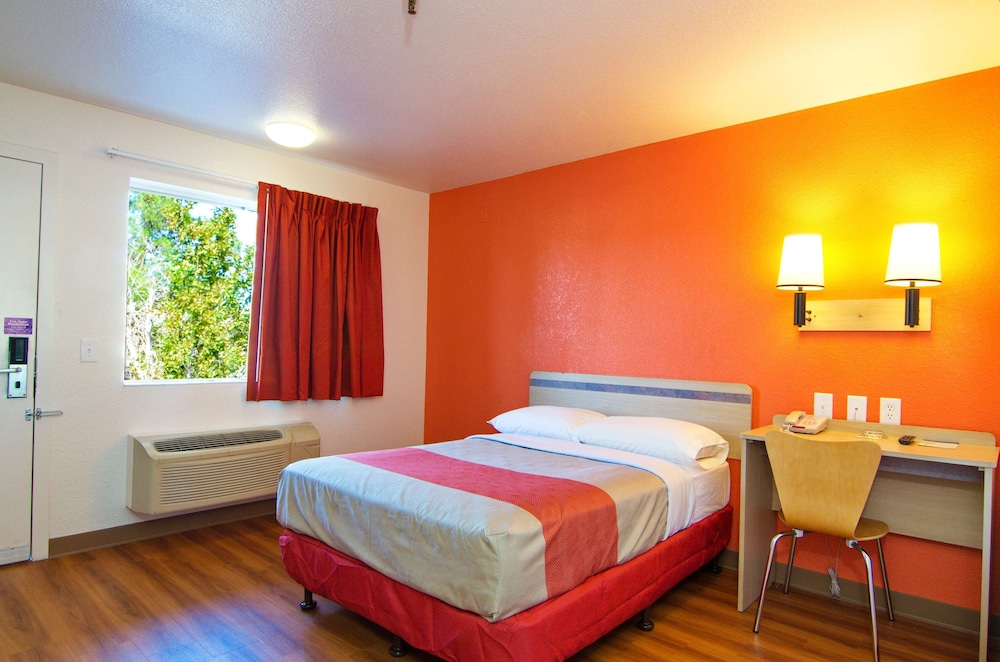 Motel6 Twentynine Palms, CA 19/43