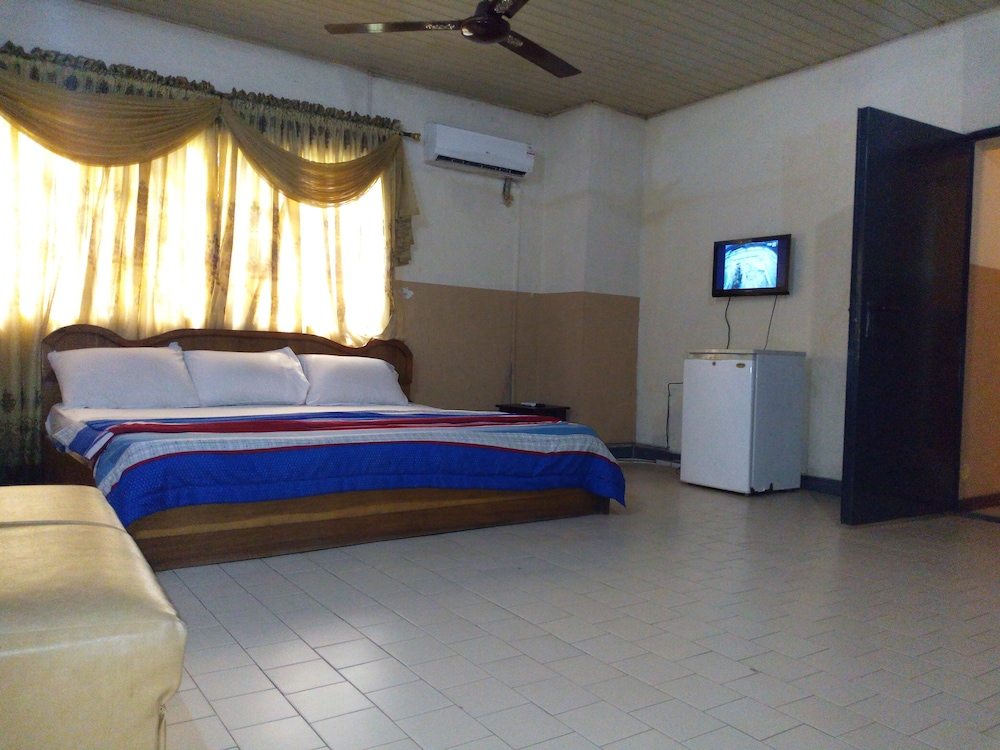 Feligold Royal Hotel 17/23