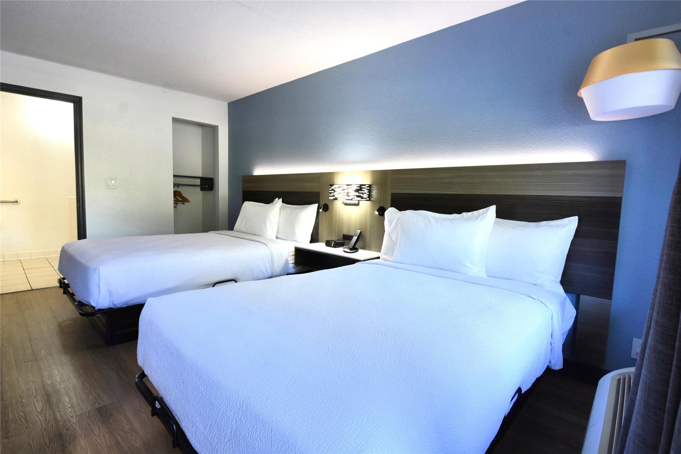 Best Western Point South 16/54