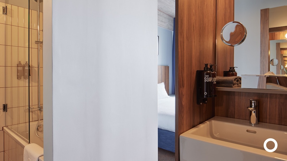 Grandi By Center Hotels 65/67