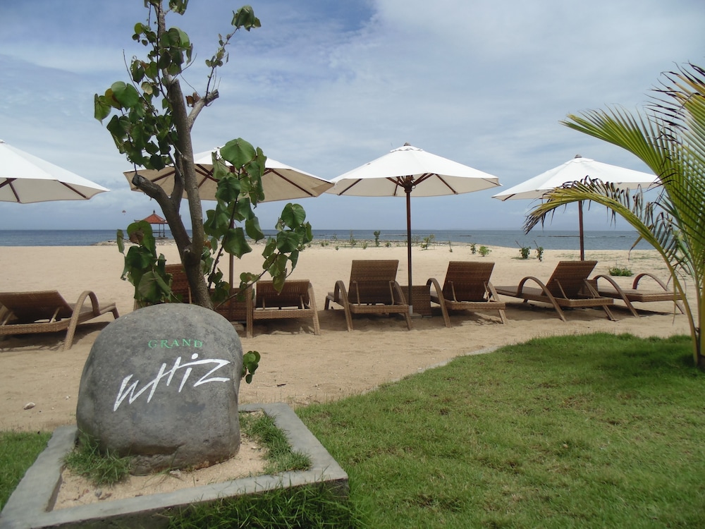 Grand Whiz Hotel Nusa Dua 65/75
