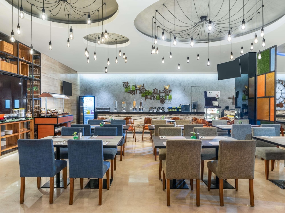 MERCURE JAKARTA CIKINI 30/50