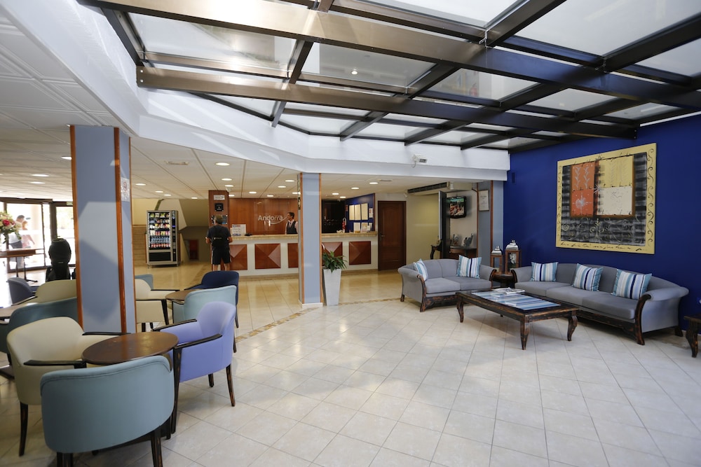 Hotel Andorra 23/48