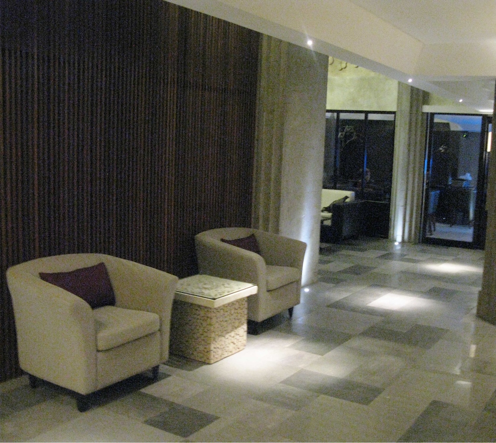 Anshel Hotel 26/45