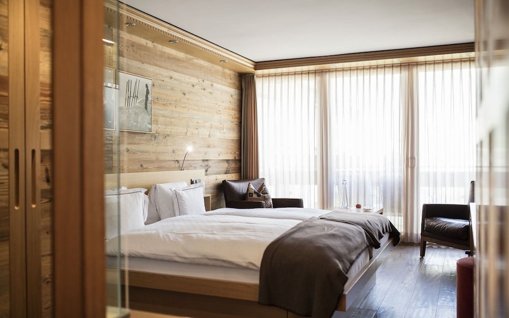 Chalet Hotel Schonegg 17/49