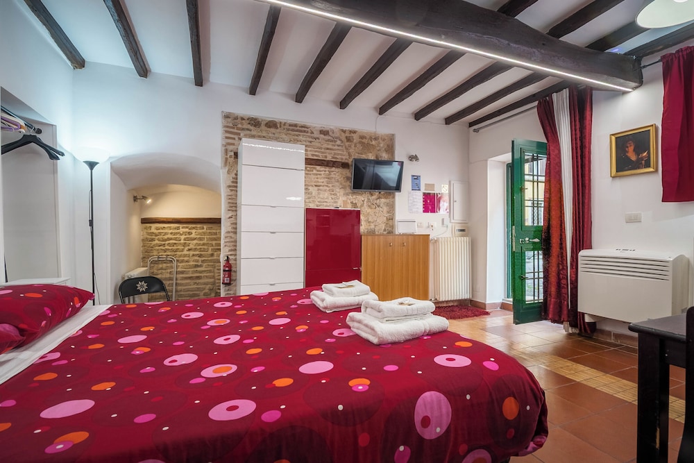 Nice Studio in Trastevere 16/49