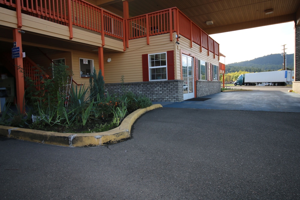 Rodeway Inn Rice Hill 3/24