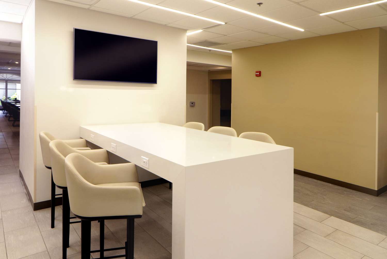 Wyndham Garden Mcallen At La Plaza Mall 53/61