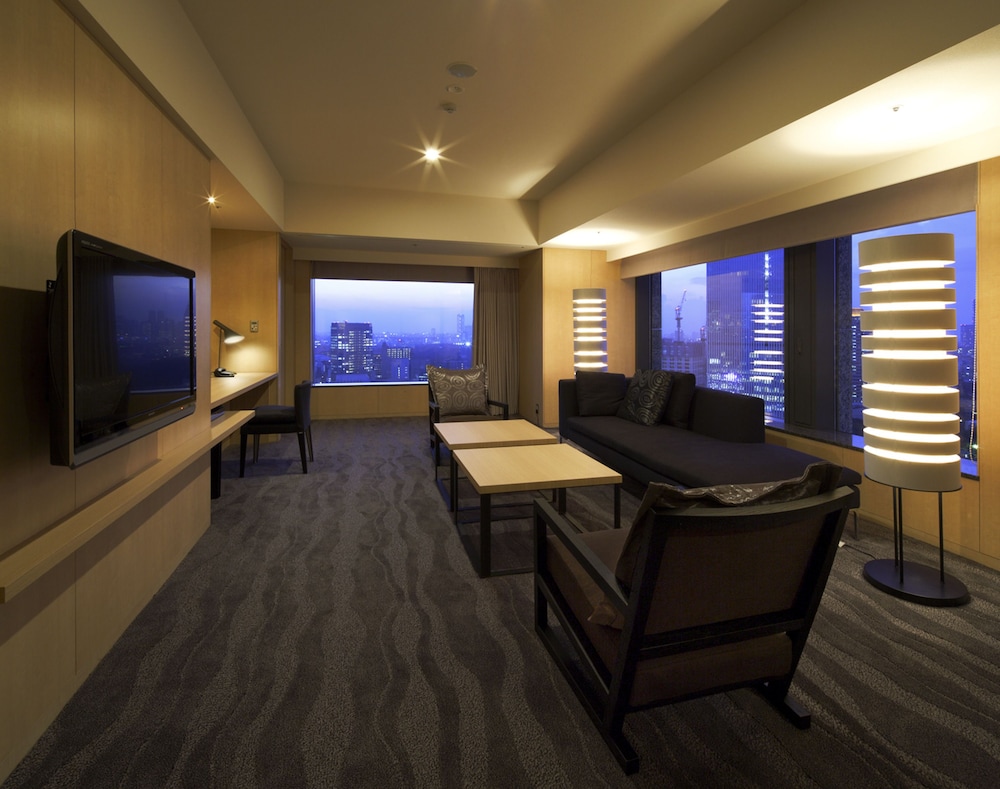 The Capitol Hotel Tokyu 50/74