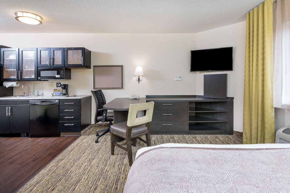 Candlewood Suites Washington Dulles Sterling 42/50