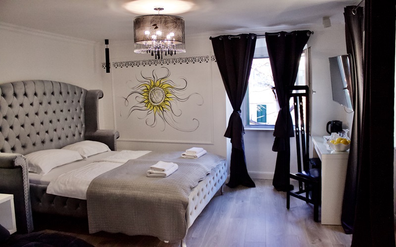 جناح غراند بإطلالة، Galeria Valeria Seaside Downtown - MAG Quaint & Elegant Boutique Hotels 2/4