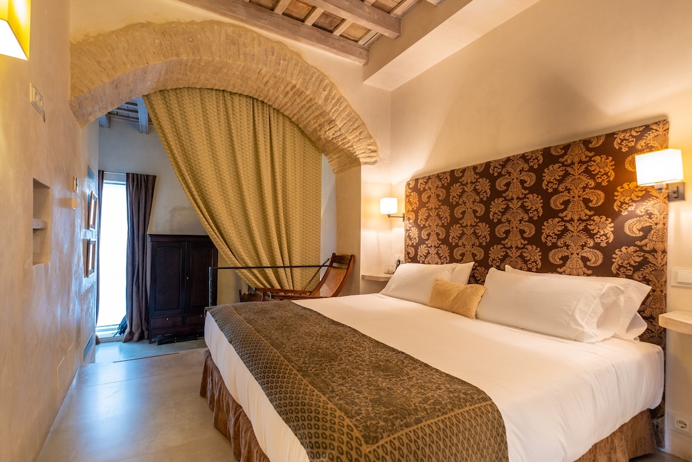 Hotel Boutique V 12/69