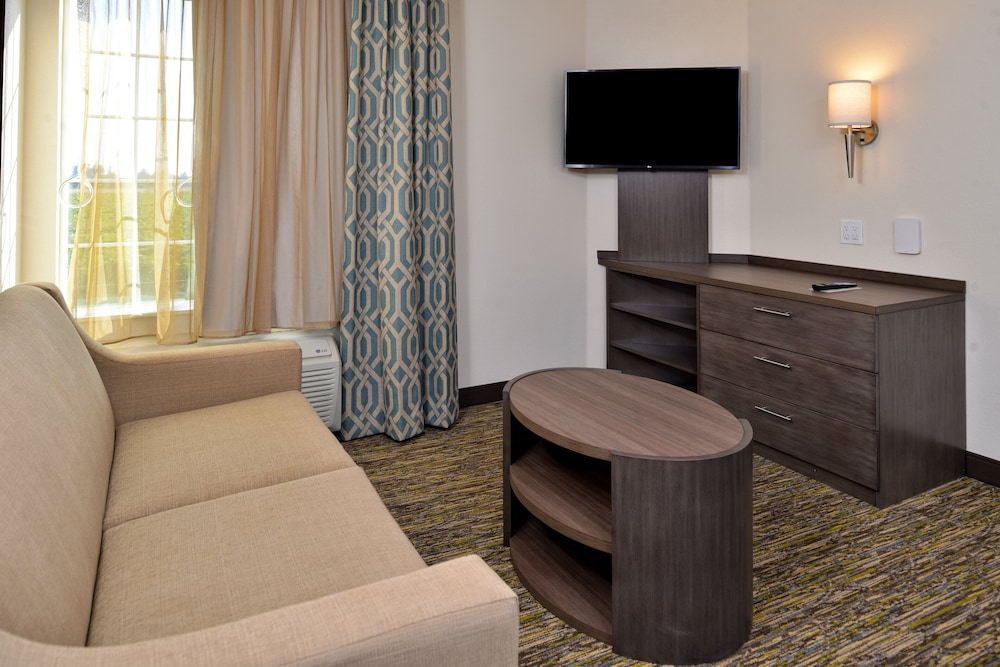 Candlewood Suites Lodi 19/43