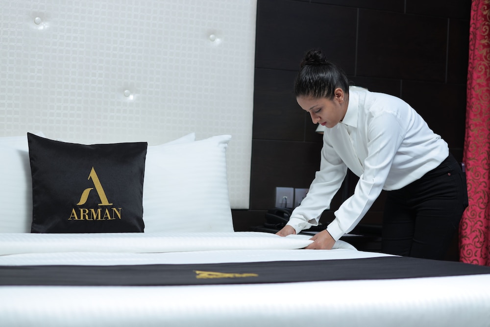 Arman Hotel 5/50