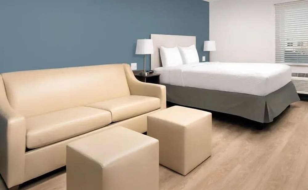 WoodSpring Suites Huntsville - Research Park 20/40