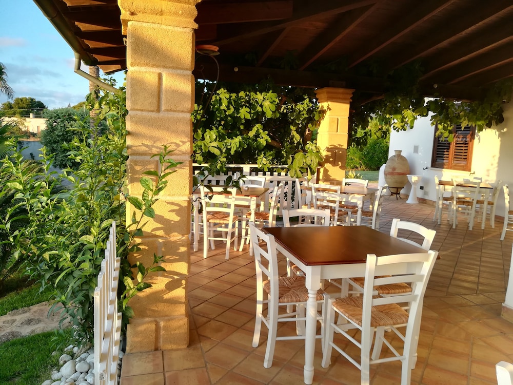 Villa Carlo Resort 37/59