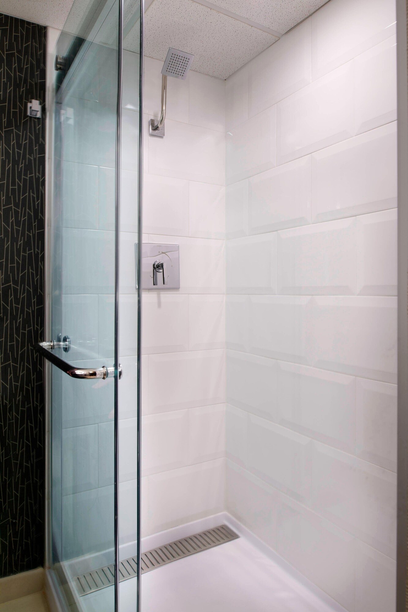 غرفة كلوب بسريرين كوين، Kansas City Airport Marriott 3/3
