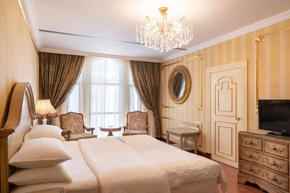 فندق المدينة مريديان(Le Meridien Medina) 21/60