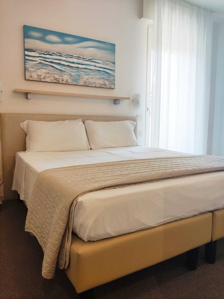 Hotel Villa Anthea 37/58