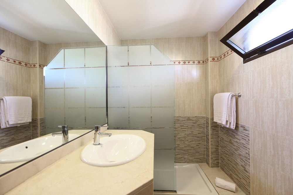 Apartamentos Jade 42/42