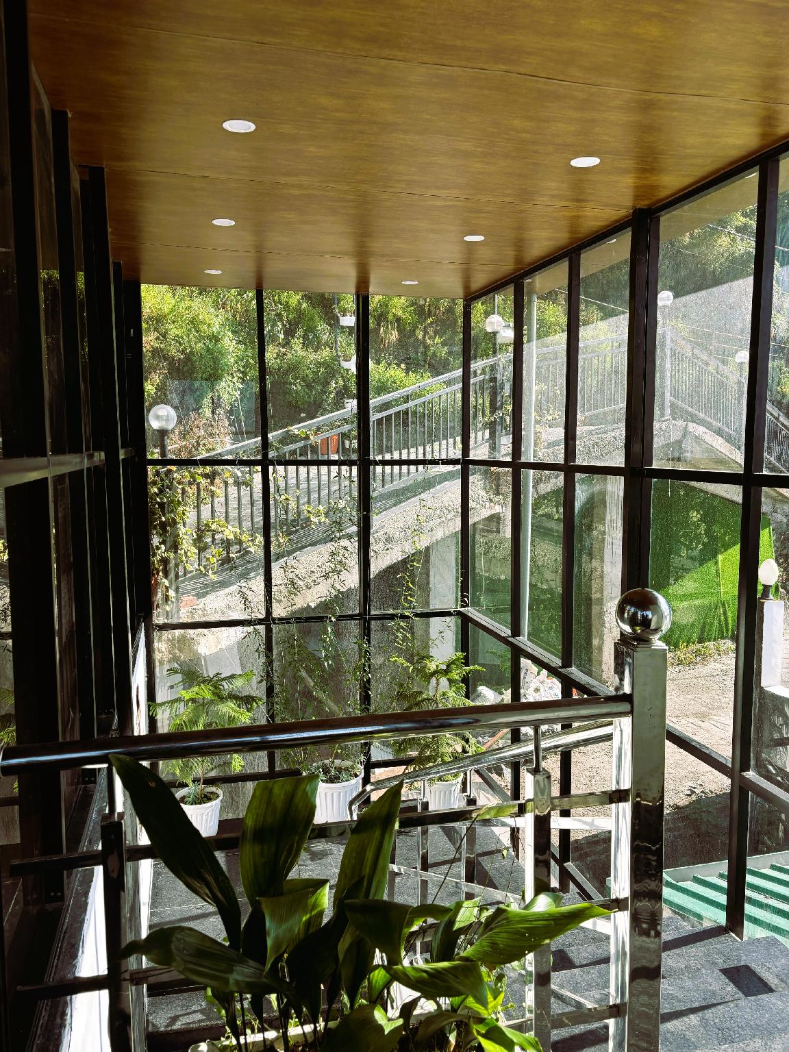 The Palm Aryan Mussoorie - 5 mins Walk to Mall Road 20/41