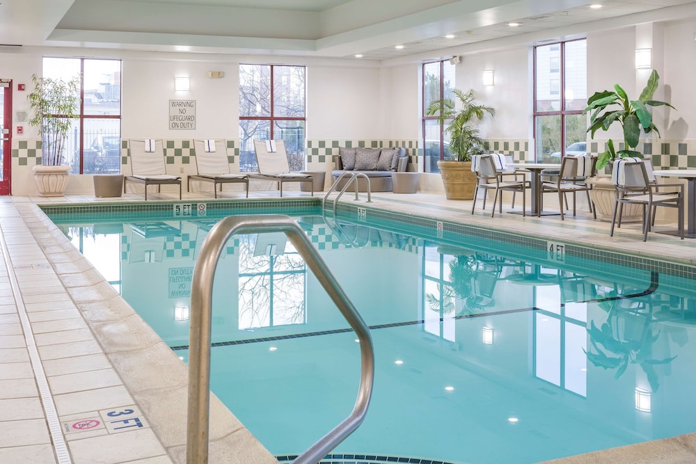 Doubletree By Hilton Boston Logan Airport Chelsea in CHELSEA - MA