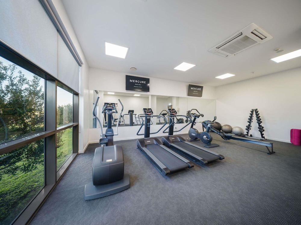 Mercure Newcastle Airport 24/50