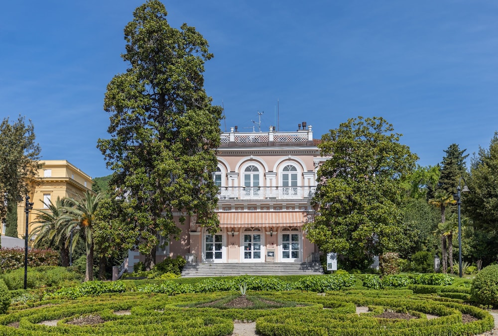 ASTORIA Hotel Opatija 45/50