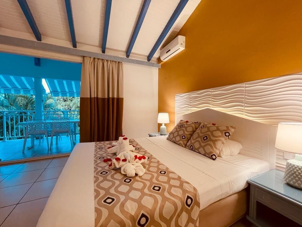 Room at Tropicana Suites, DESHAIES