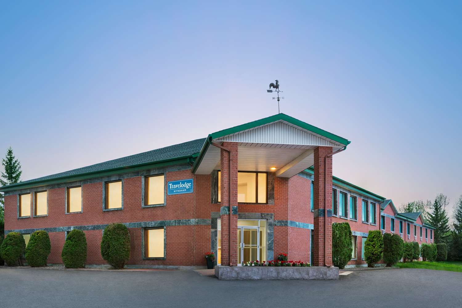 Travelodge by Wyndham Rigaud 4/20