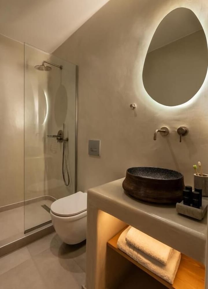 Galation Hotel Mykonos 42/45