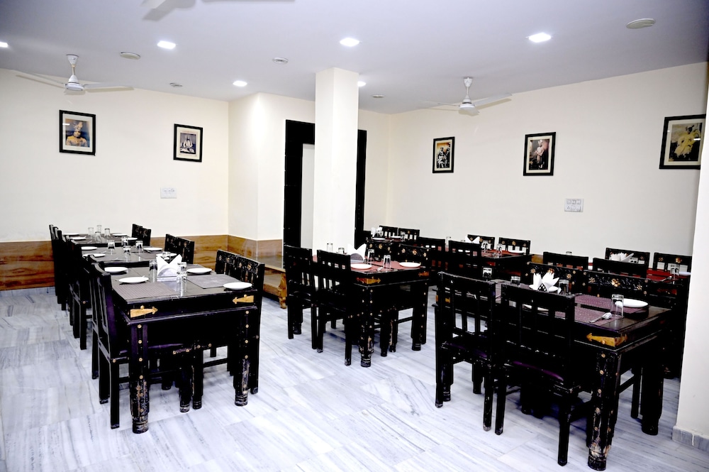 Zo Rooms Jalmahal Amer Road 34/42