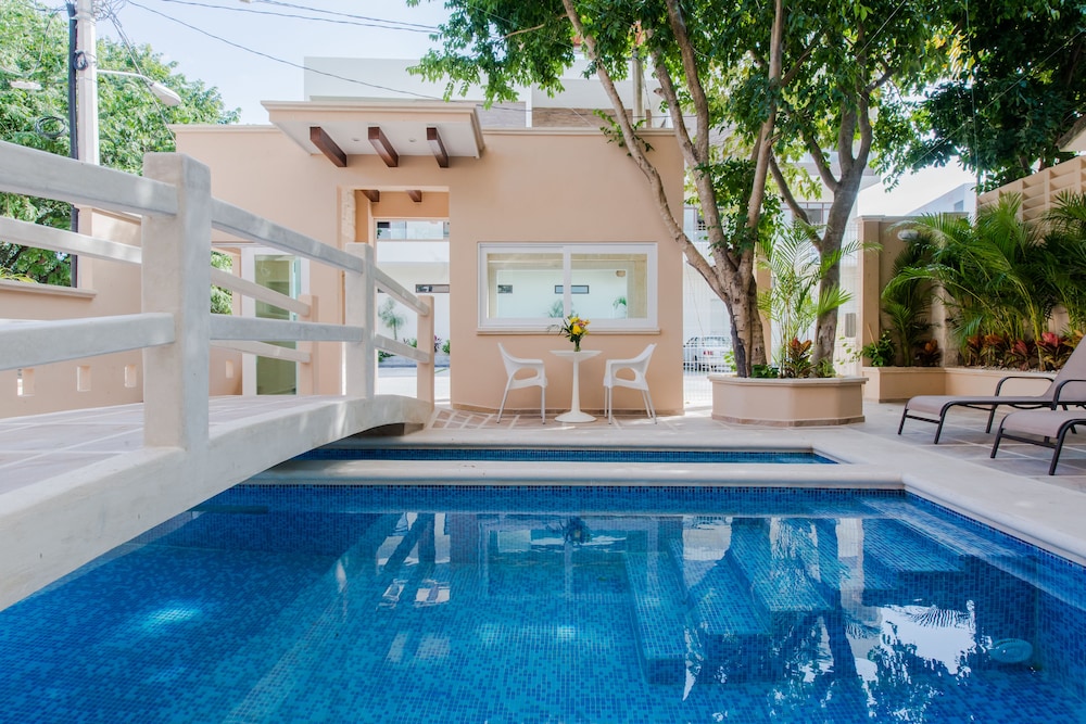 Casa Leo Condo 2/22