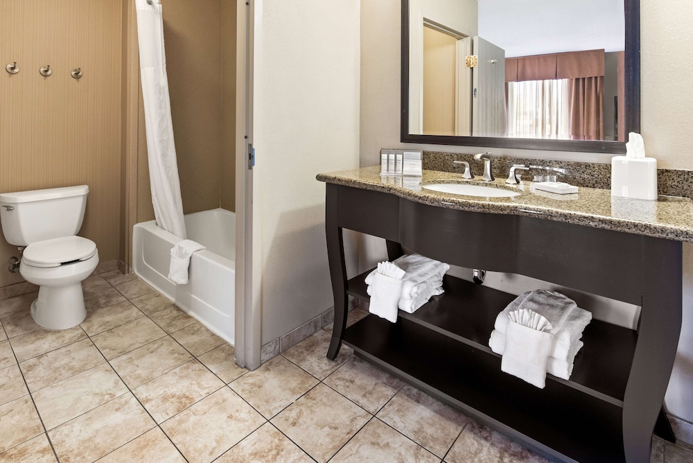 Hampton Inn Suites Banning Beaumont 20/50