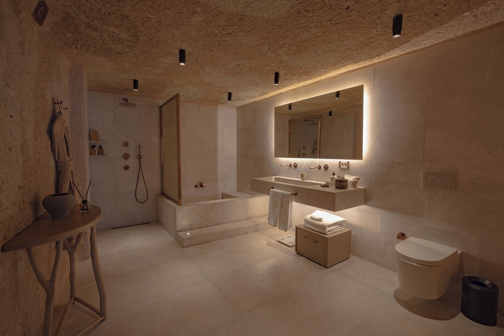 Alfina Cave Hotel 24/50