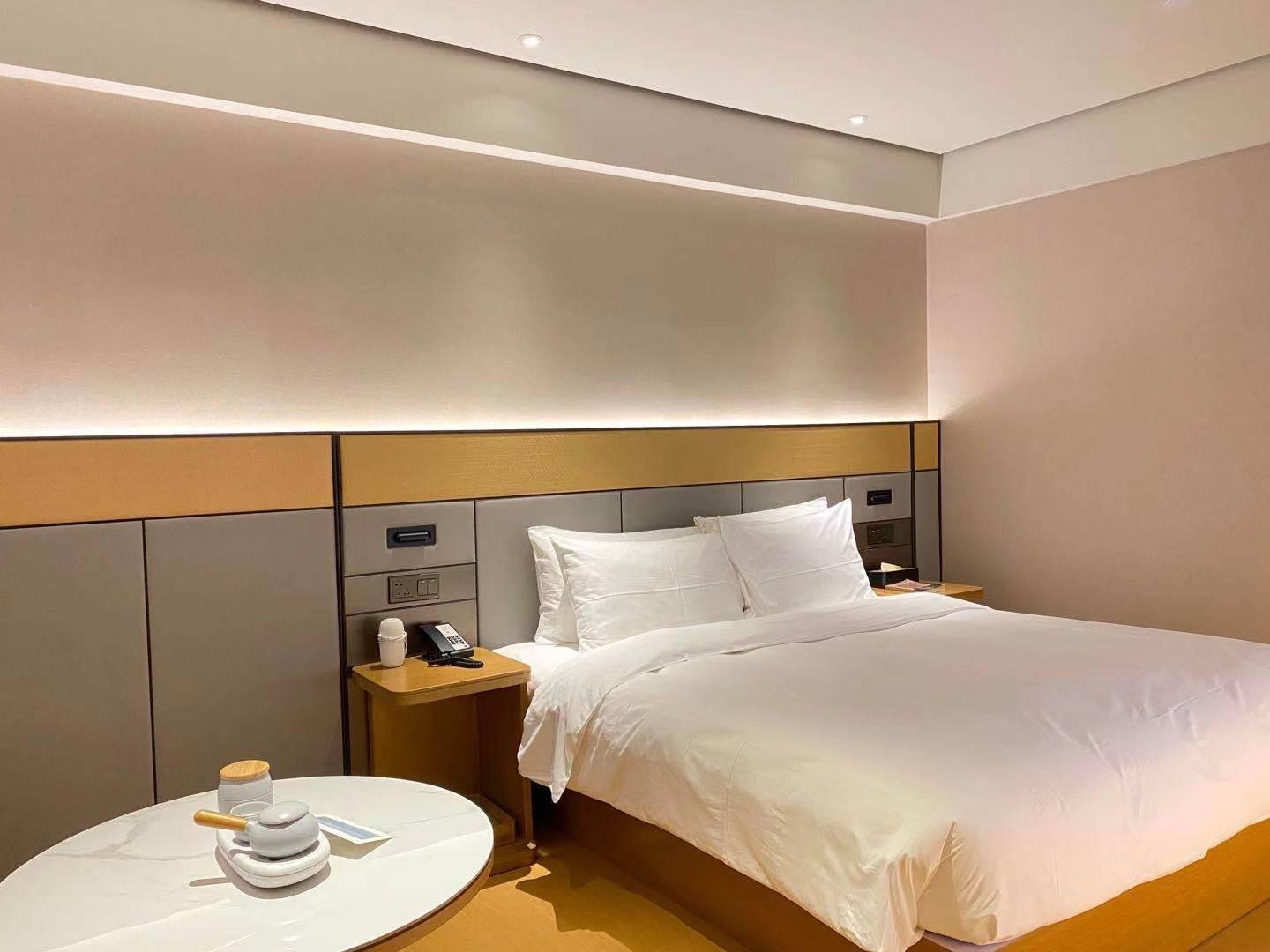 JI Hotel (Shanghai Wuning Road Subway Station) 26/40