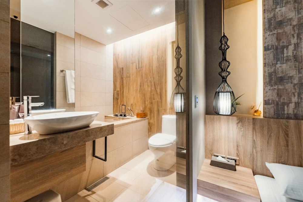 JBG Hot Spring Resort Hotel 58/64