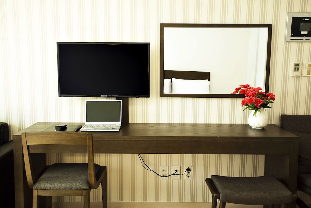 Hotel Hu Incheon Airport 49/65