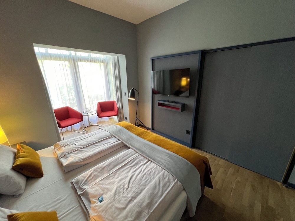 Lint Hotel Koln 8/41