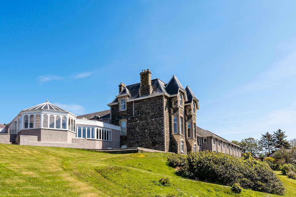 Fernhill Hotel 46/48