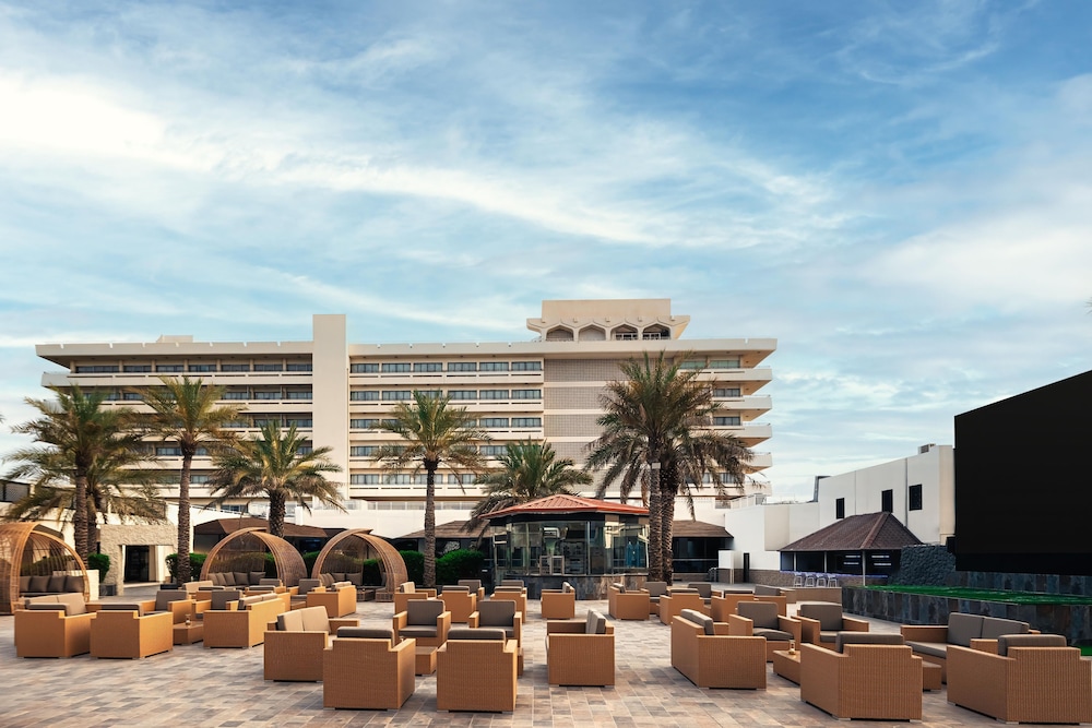 Radisson Blu Hotel & Resort Al Ain 6/66