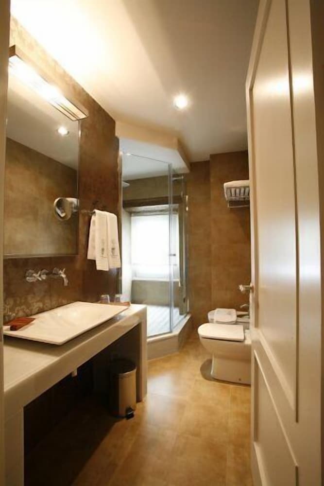 Hotel Palacio Munatones 48/50