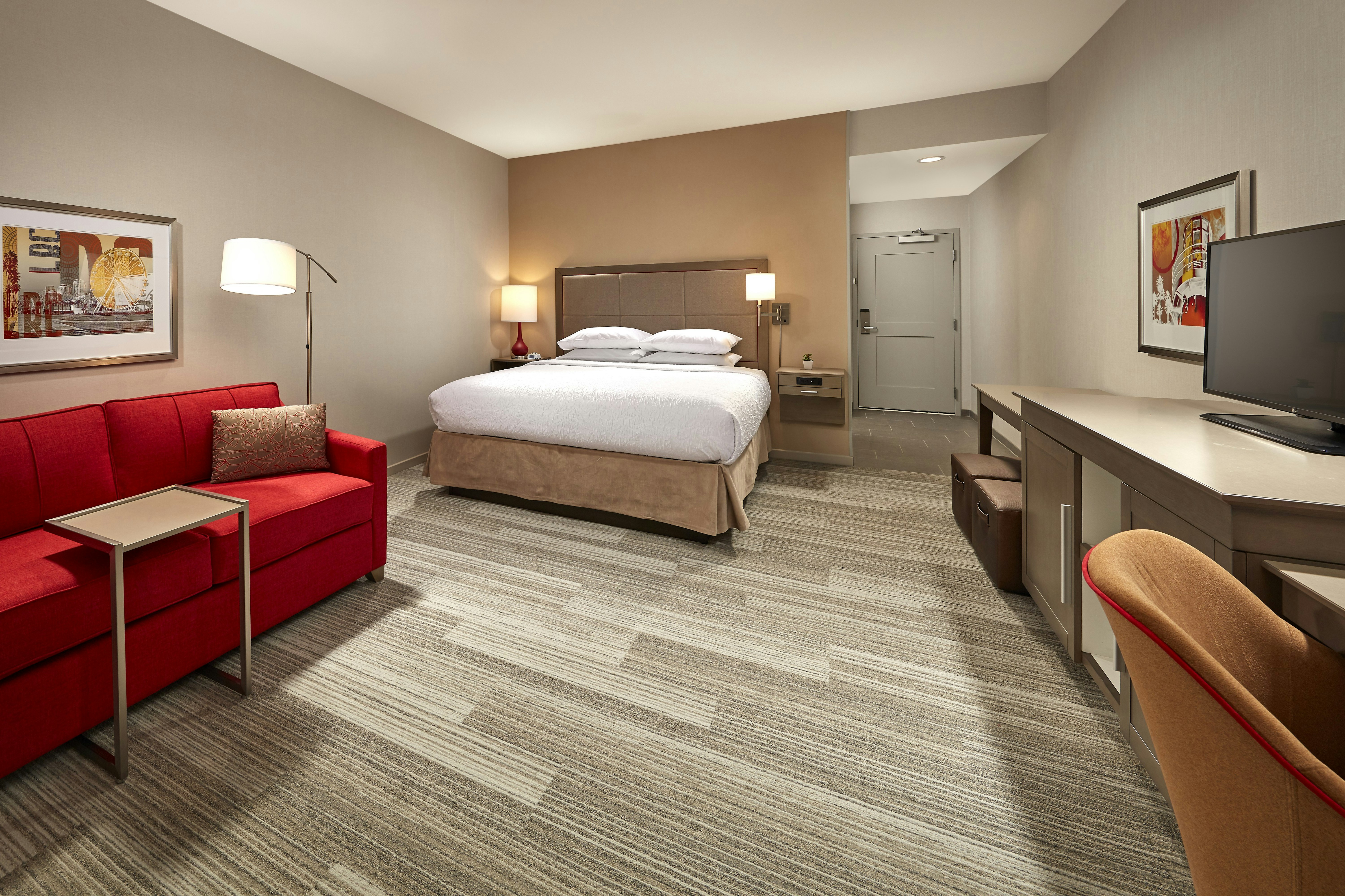 ROOM, KING BED, SOFA